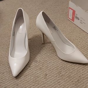 TOPSHOP White Pump